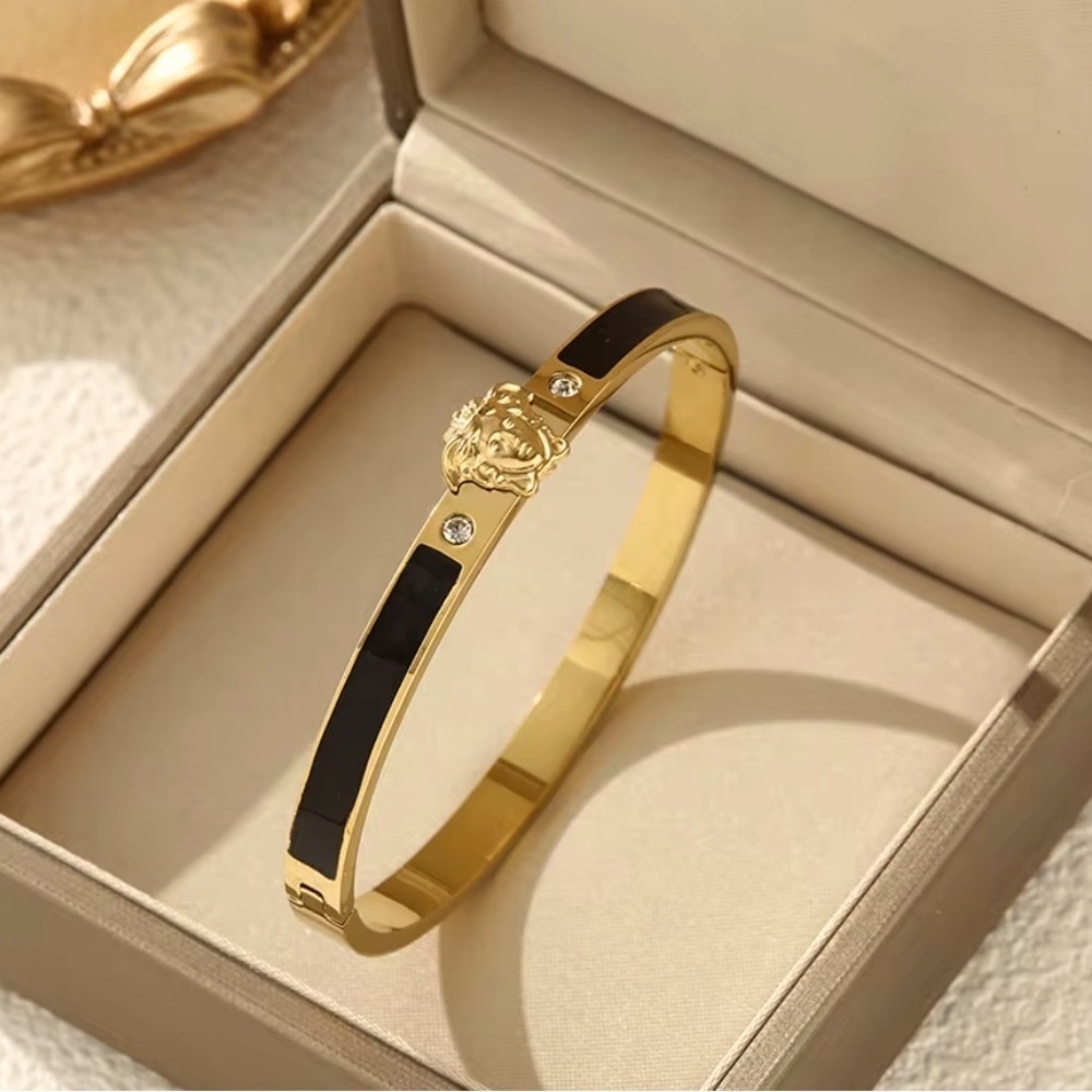 18K Gold Medusa Head Black Oil Drip Stackable Diamond Inlay Bracelet No Fade